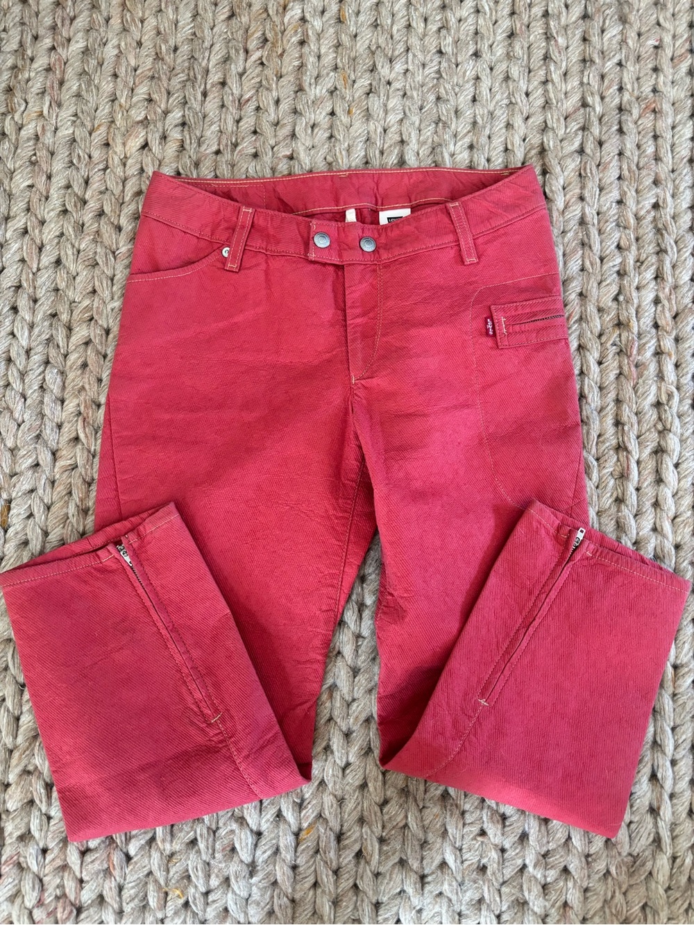 Vintage 2001 Levi’s low rise red jeans